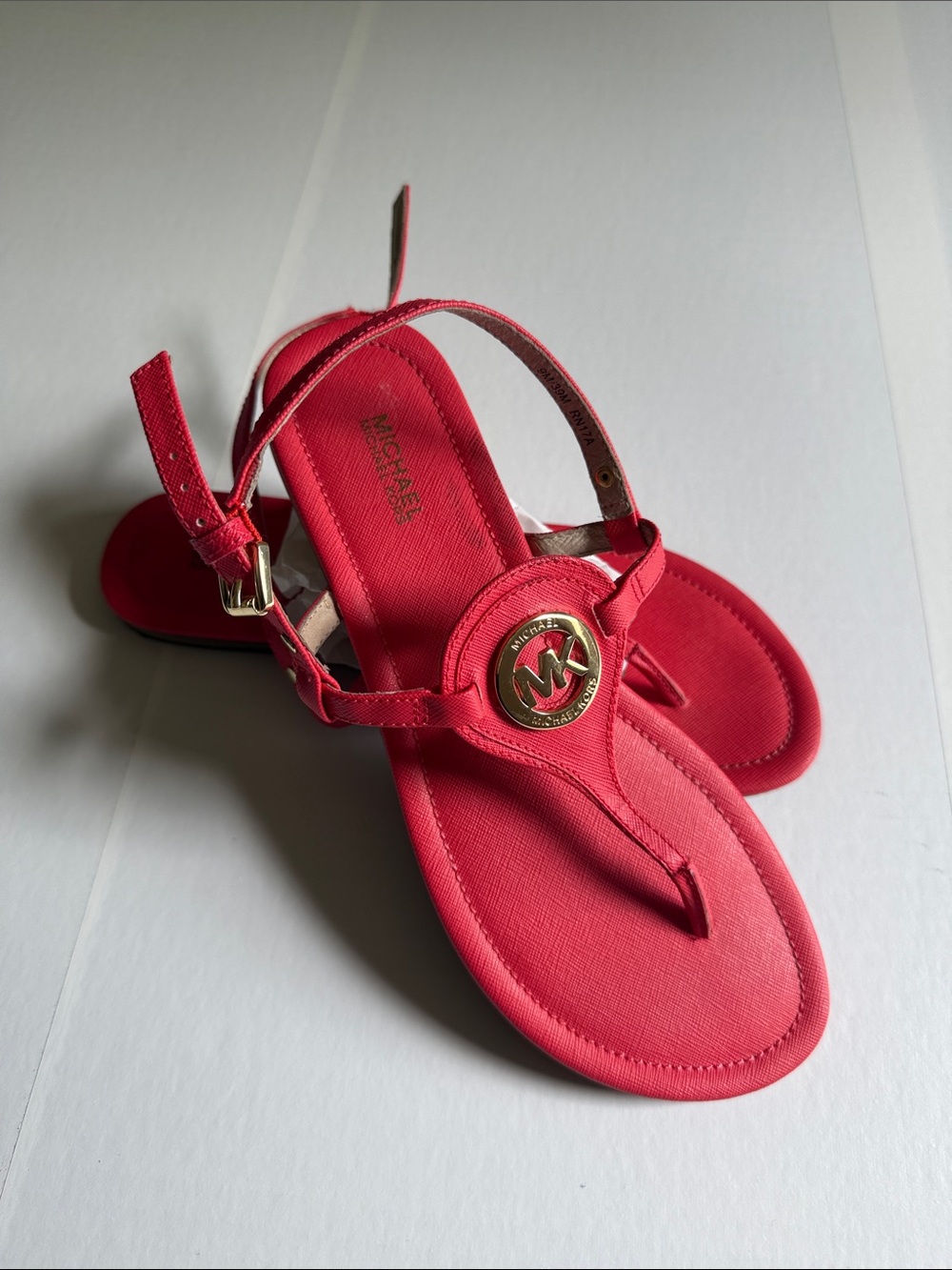 Michael Kors Coral Reef Gold-Logo Thong Sandal Size 9